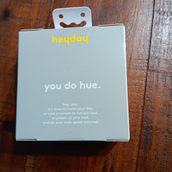 Heyday Gen 3 AirPods Case Cover - Red - Picture 2 of 2